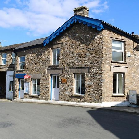 Dent Stores B&B Exterior photo
